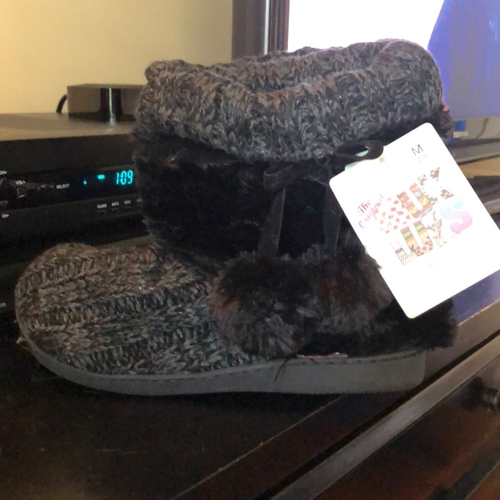 Mukluks M 7-8 never been worn before